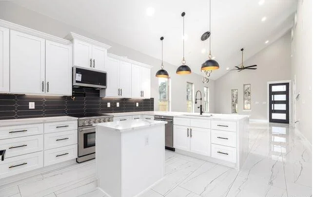 Photo of 1382 green meadow LN