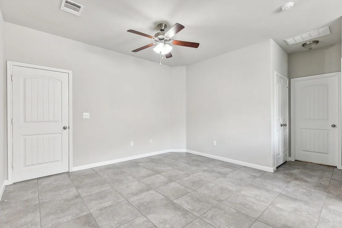 Photo of 513 Heinatz Flat LN