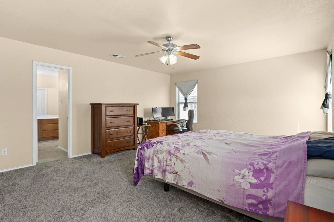 Photo of 404 Curtis DR