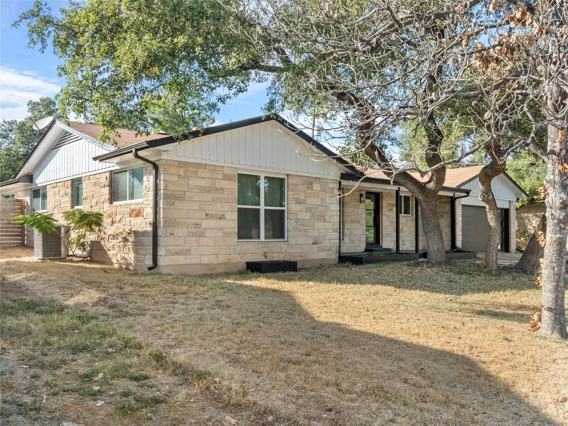 Photo of 11400 Titian DR