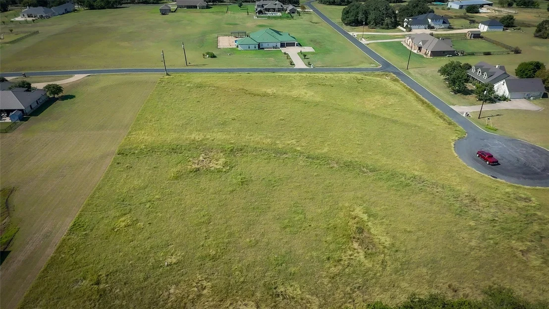 Photo of 1300 Heritage LN