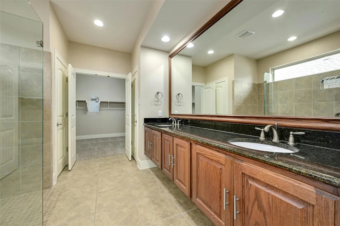 Photo of 204 Cherokee Rose CIR