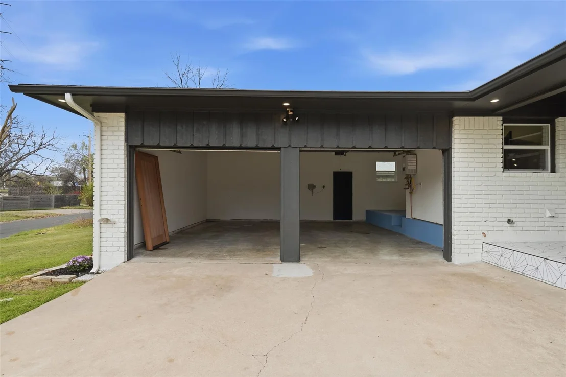Photo of 11302 Eubank DR