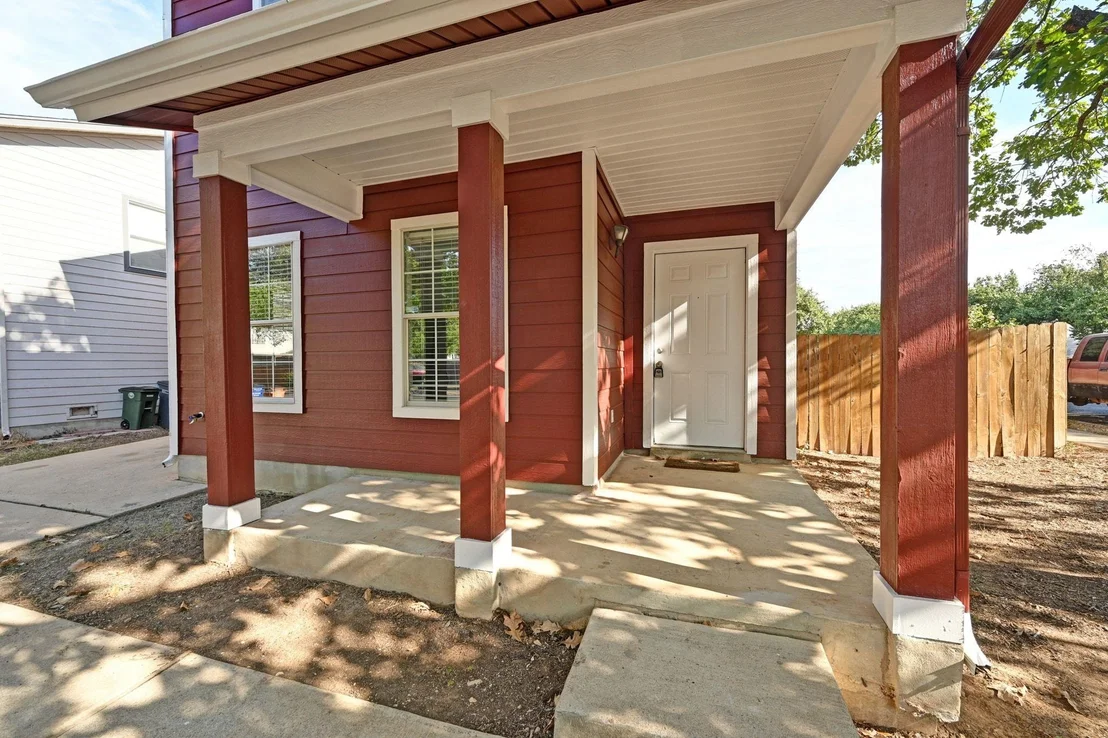 Photo of 1400 Geoffs DR