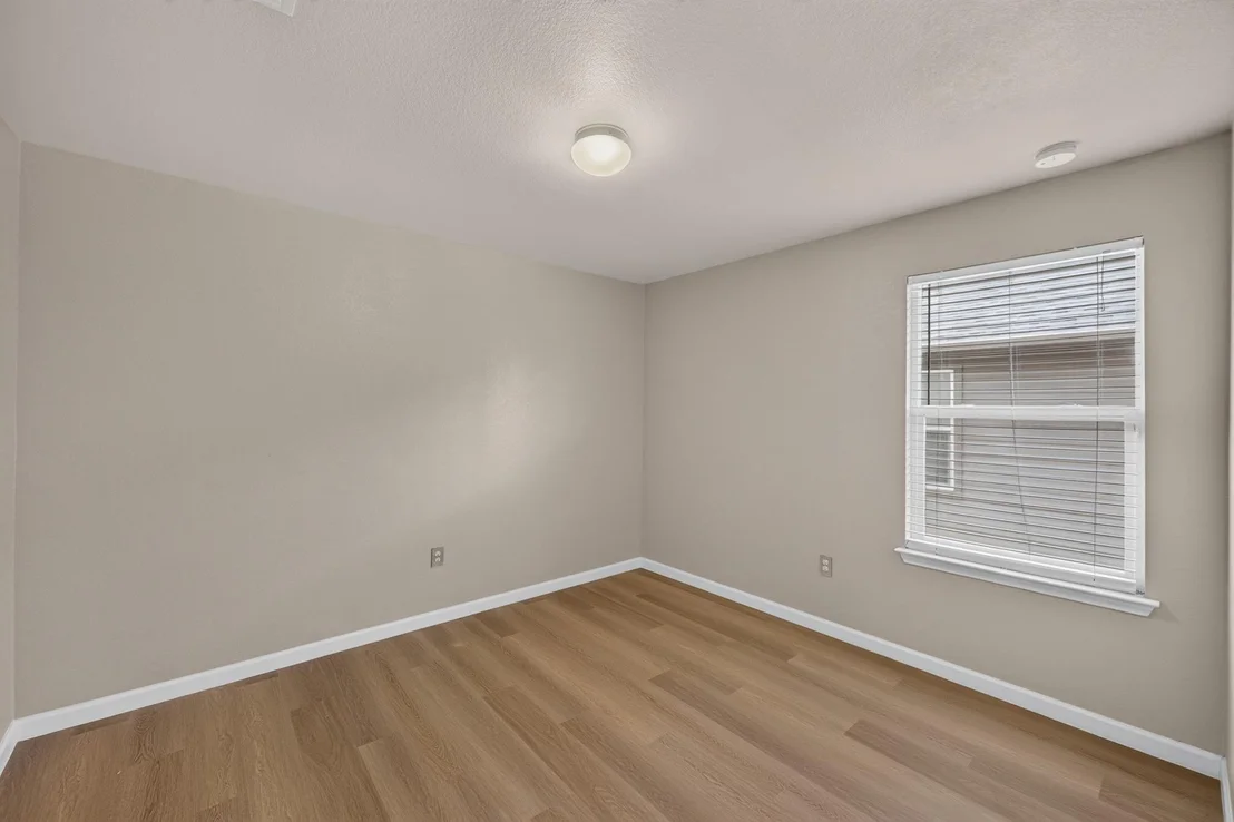 Photo of 19021 Great Falls DR