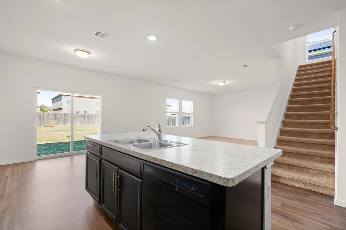 Photo of 550 Bunton Reserve BLVD