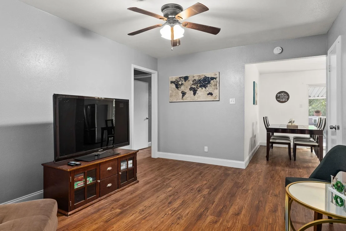 Photo of 1202 Illinois Ave