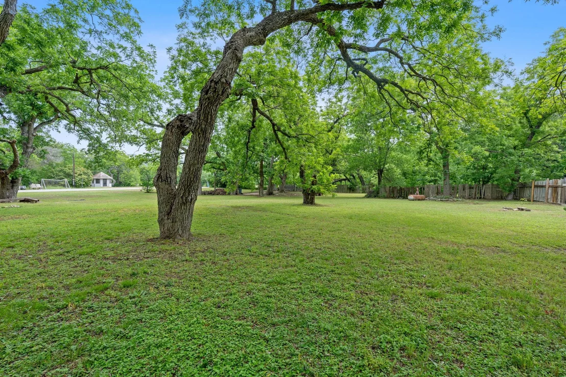Photo of 11824 Pecan DR