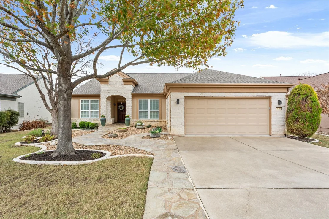Photo of 619 Breezeway LN