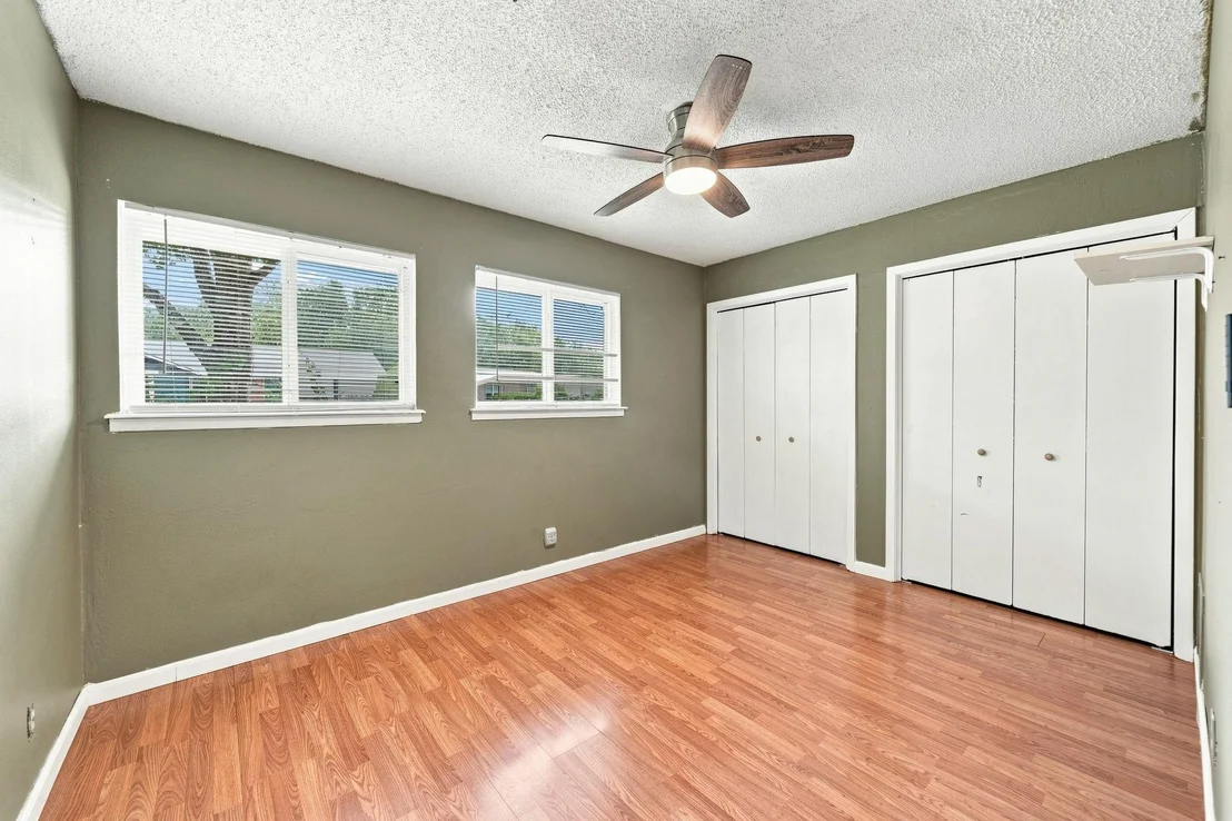 Photo of 7004 Whispering Oaks DR
