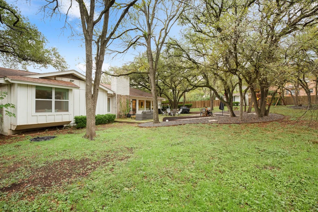Photo of 8600 Azalea TRL