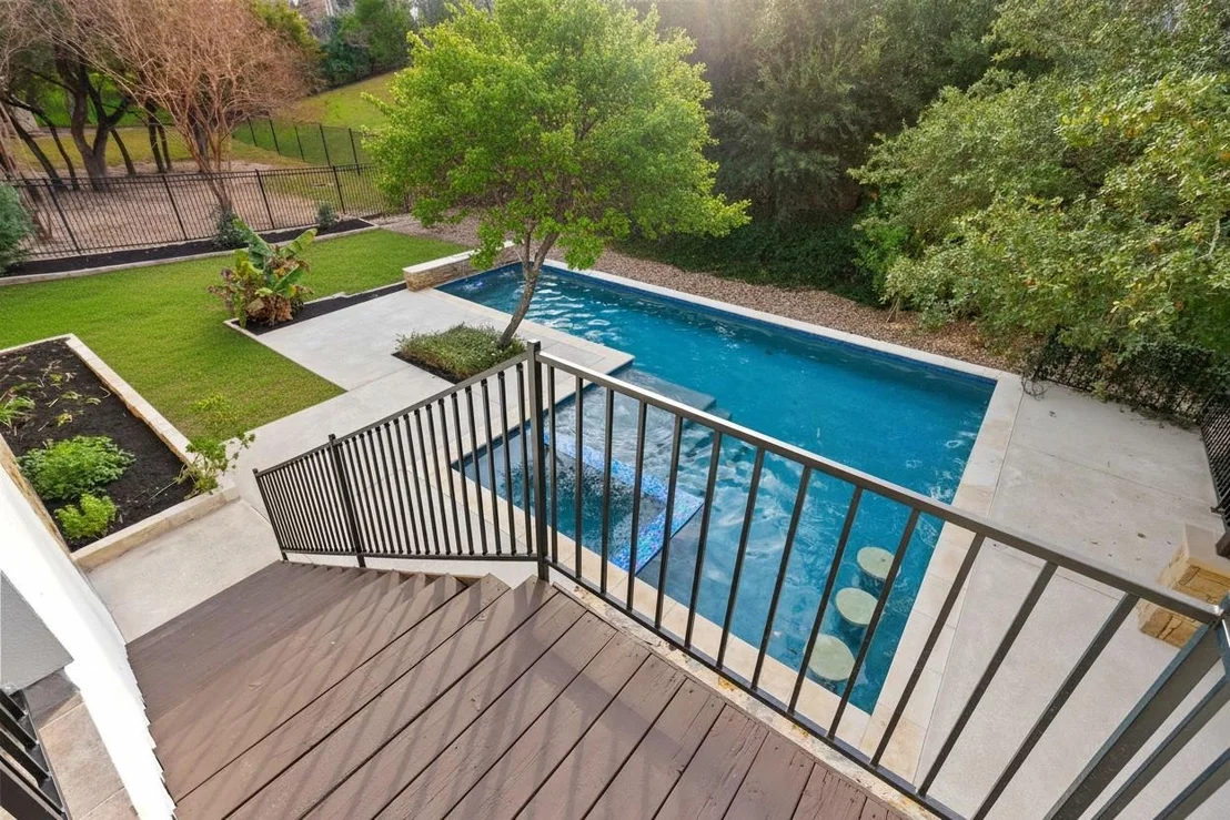 Photo of 302 Duffy LN