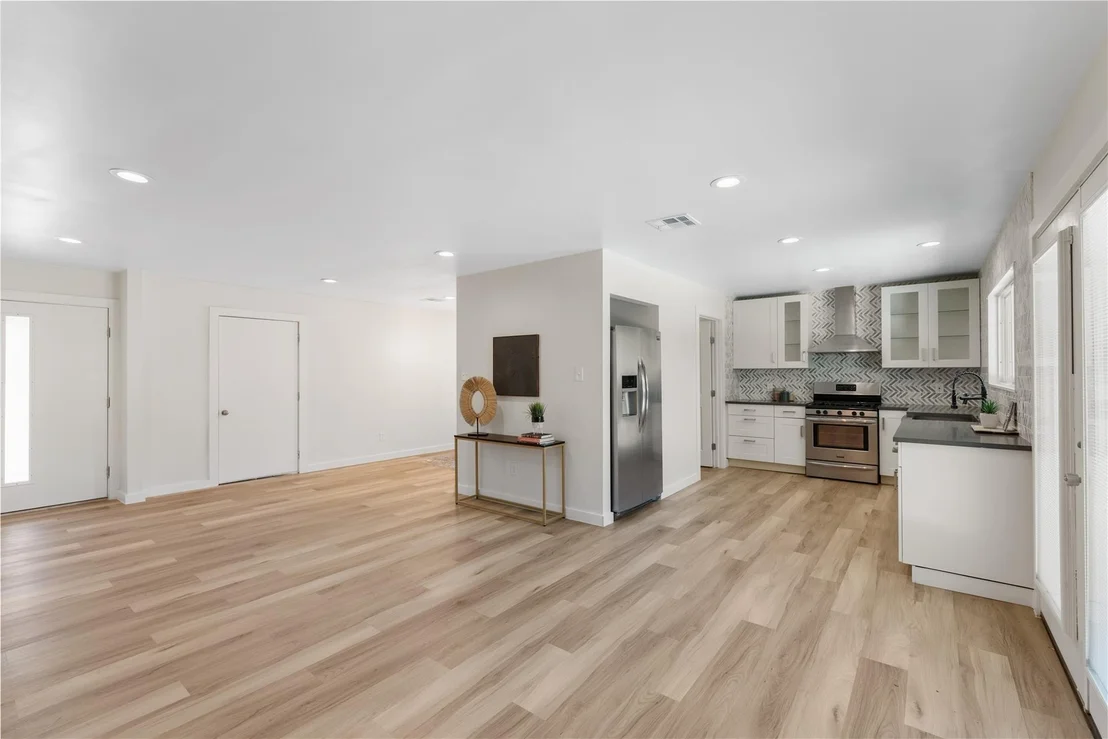 Photo of 7204 Twisted Oaks DR