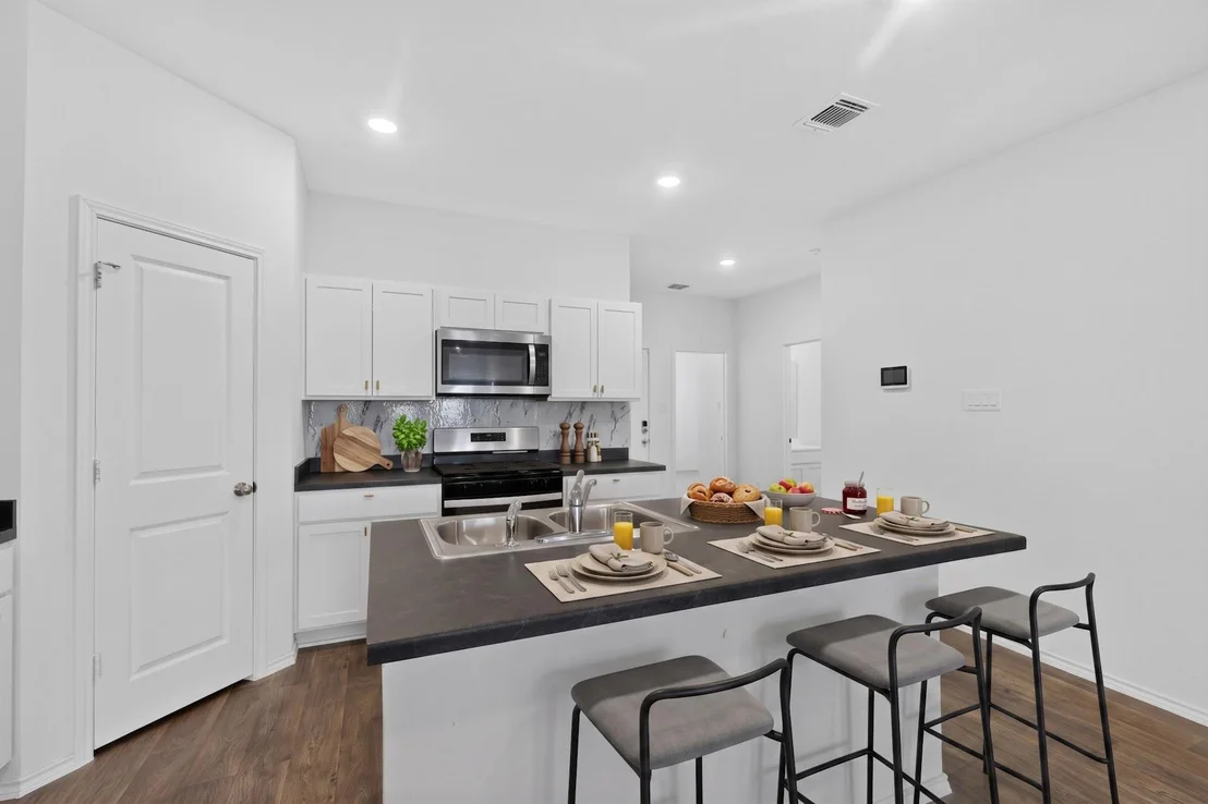 Photo of Unit A at 439 Arnold LOOP