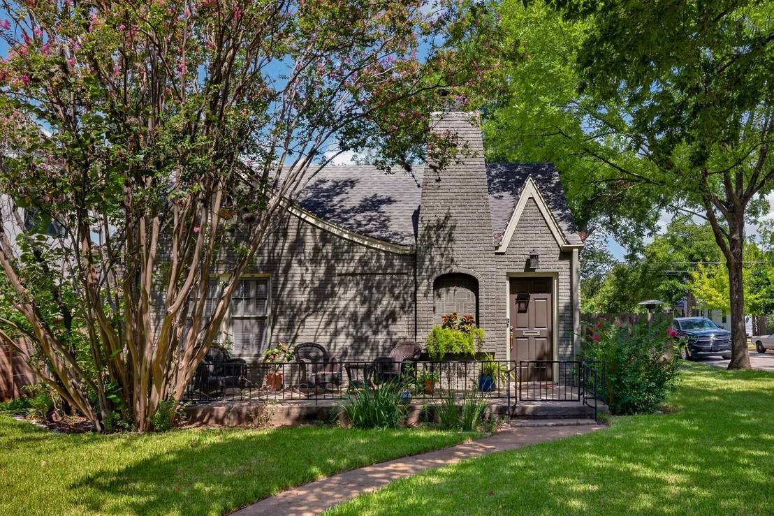Photo of 4214 Sinclair Ave