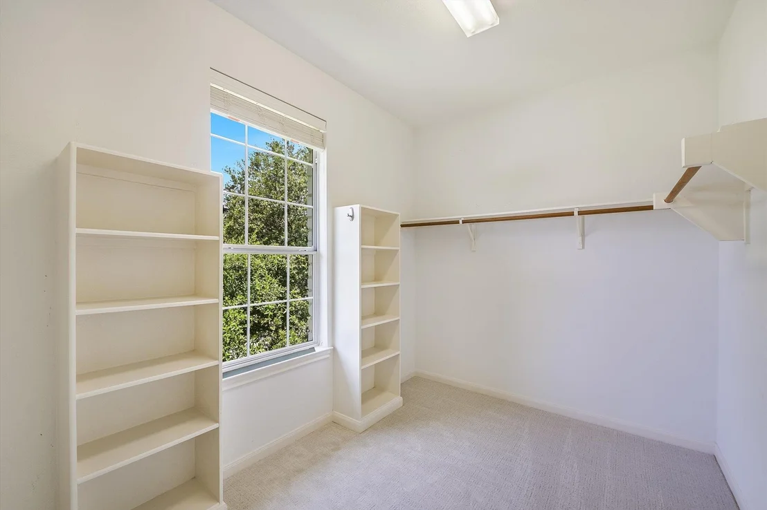Photo of 12820 Rush Creek LN
