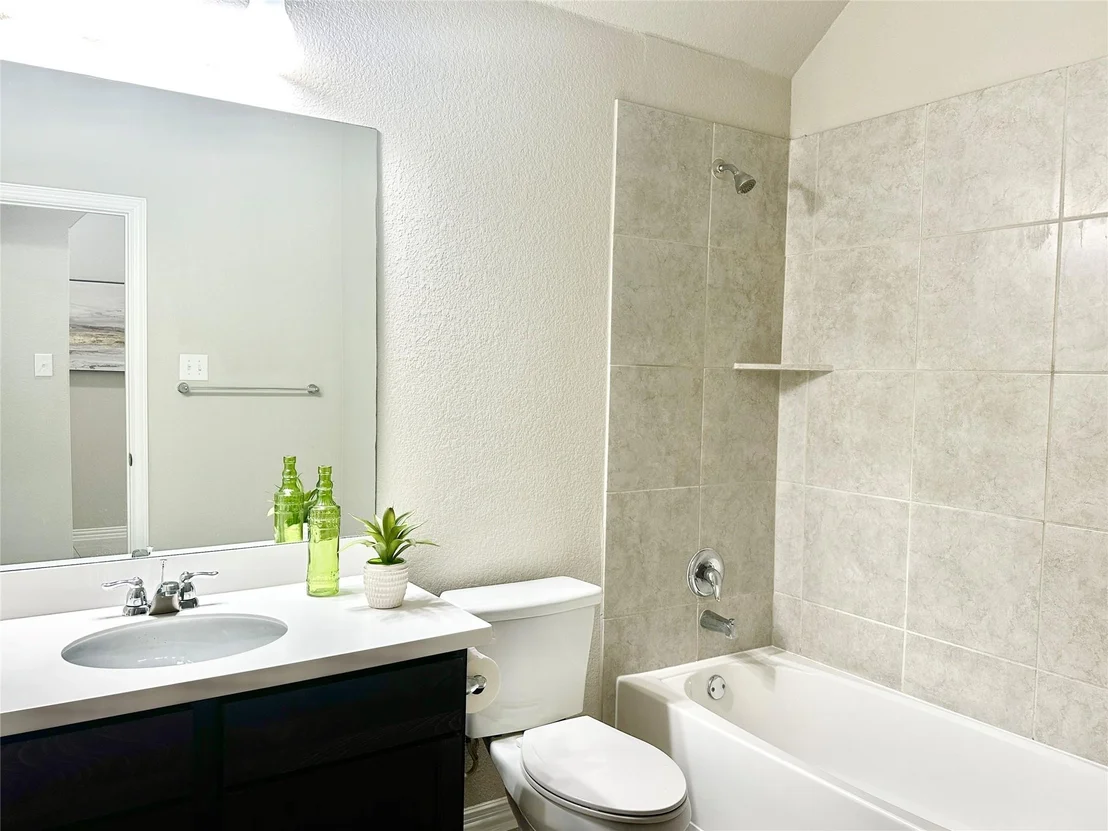 Photo of 1017 Hillrose DR