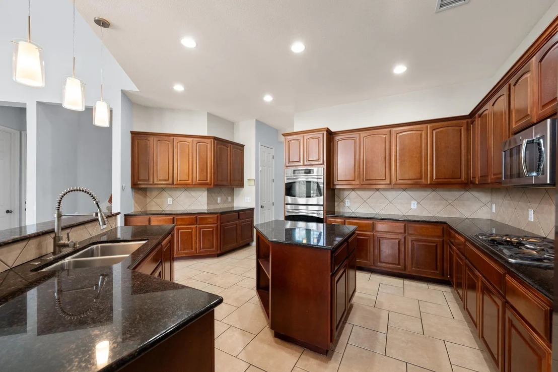 Photo of 490 Aspen DR
