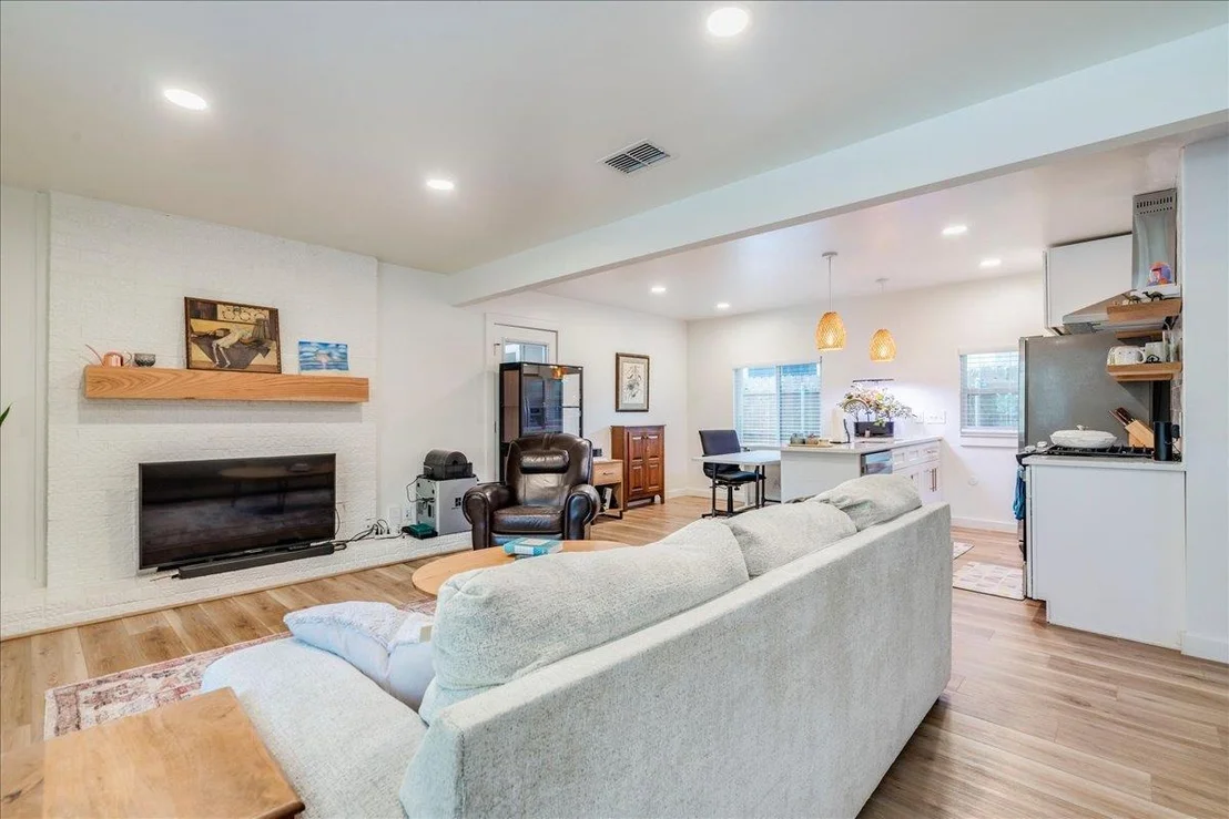 Photo of 2506 Audubon PL