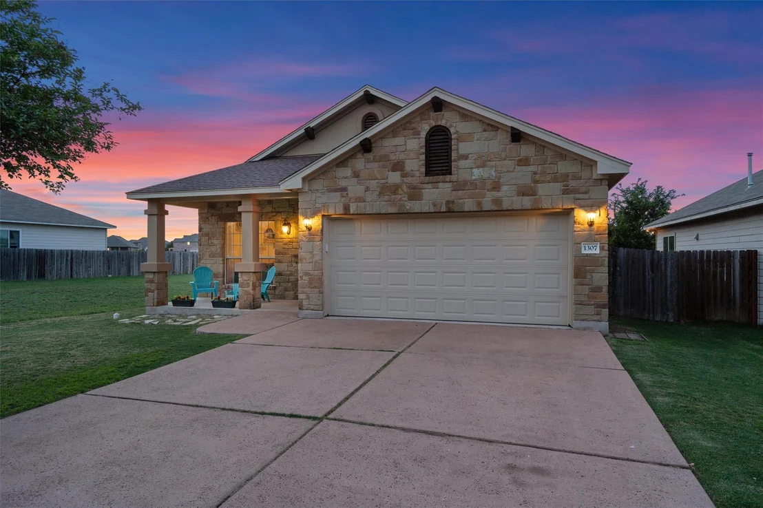 Photo of 1307 Tamarac TRL