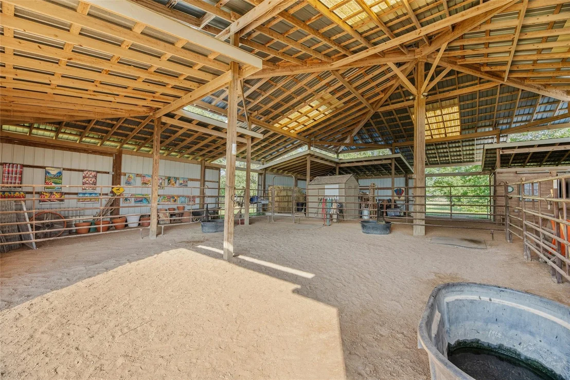 Photo of 15950 Decker Lake RD