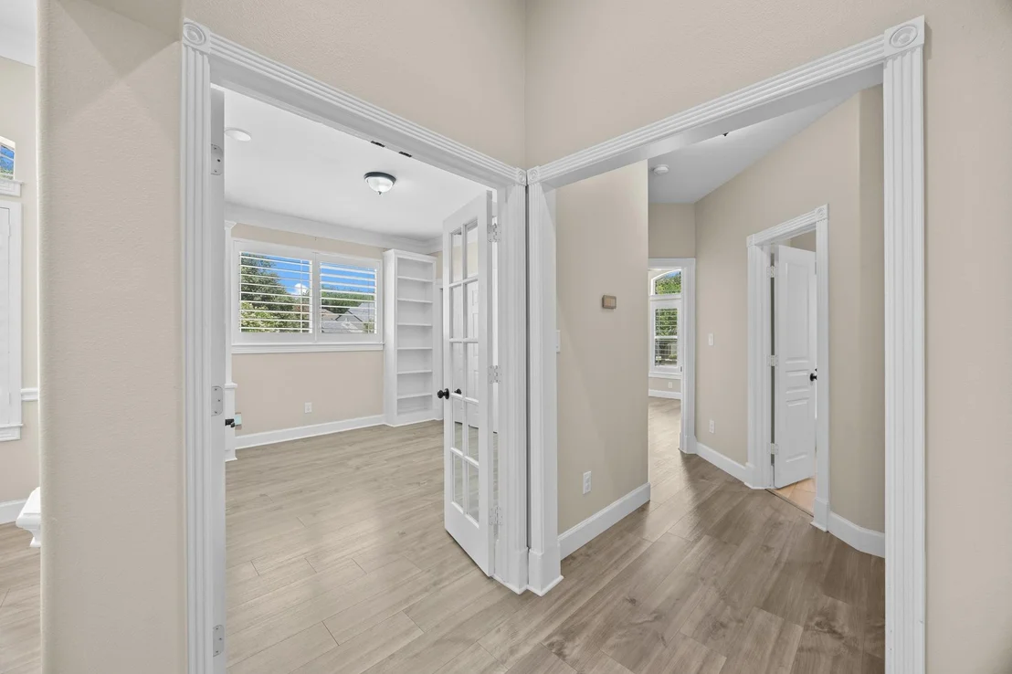 Photo of 4801 Interlachen LN