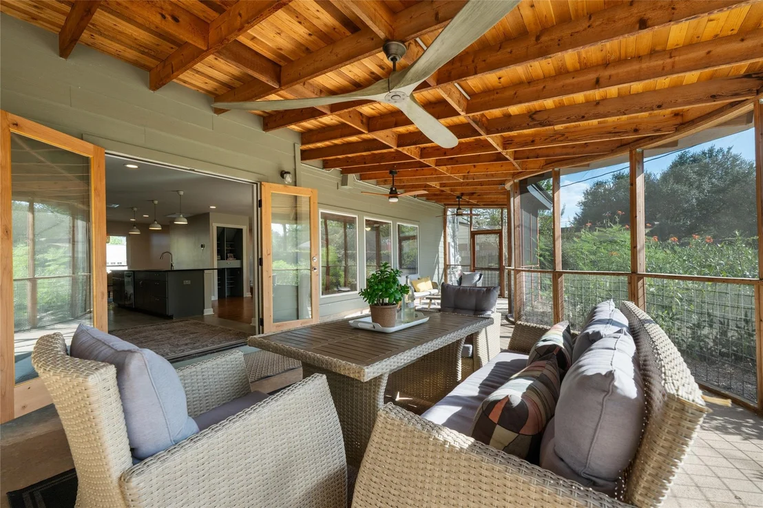 Photo of 6812 Pioneer PL
