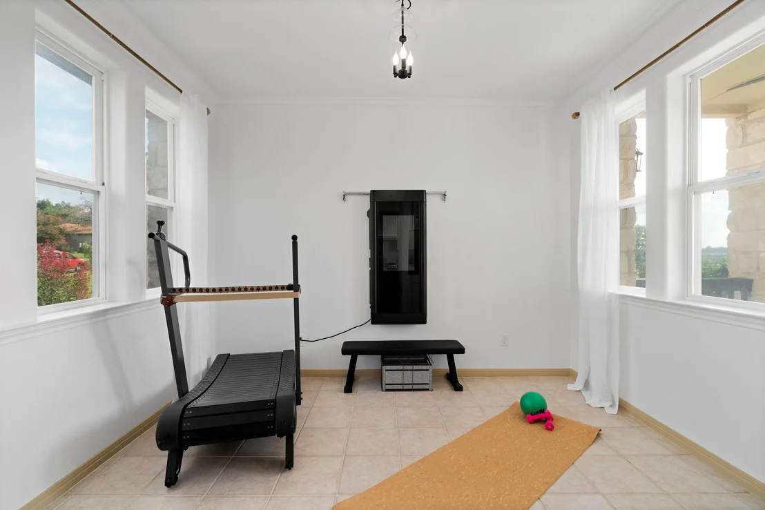 Photo of 403 Ridgewood DR