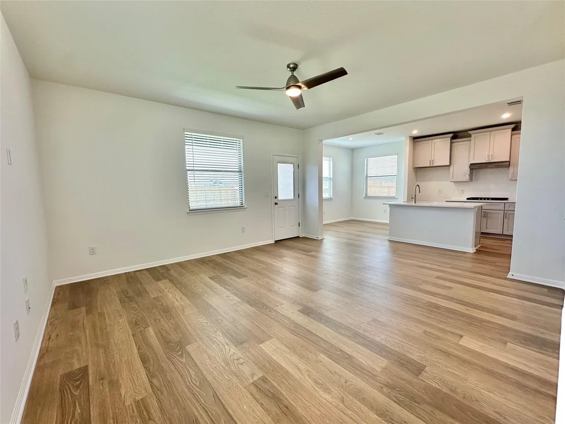 Photo of 295 Young ST