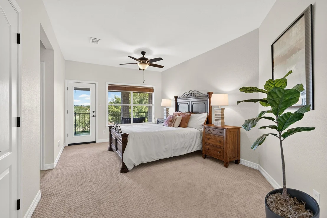 Photo of 47 WATERFALL DR