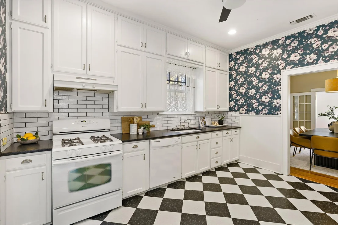 Photo of 1212 Bickler RD