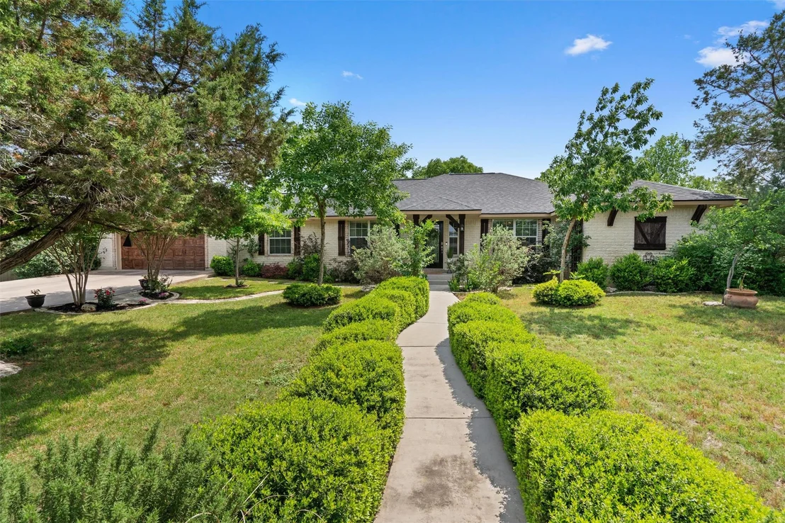 Photo of 117 Signal Hill DR