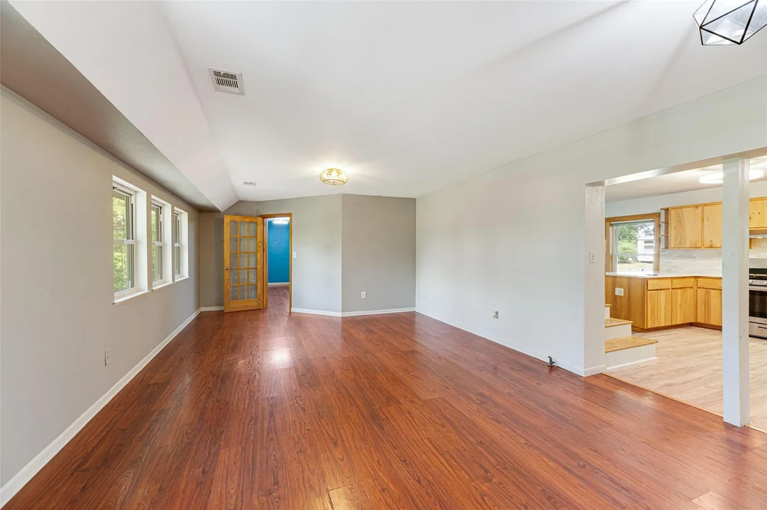 Photo of 180 Ironstone RD