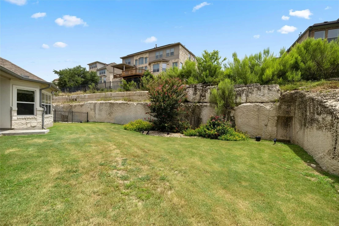 Photo of 2120 Buffalo Gap