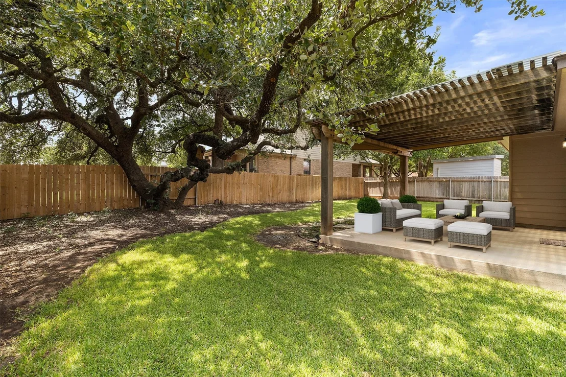 Photo of 2402 Henry Rifle RD