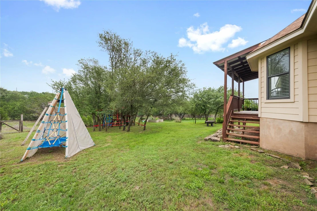 Photo of 10102 Twin Lake LOOP