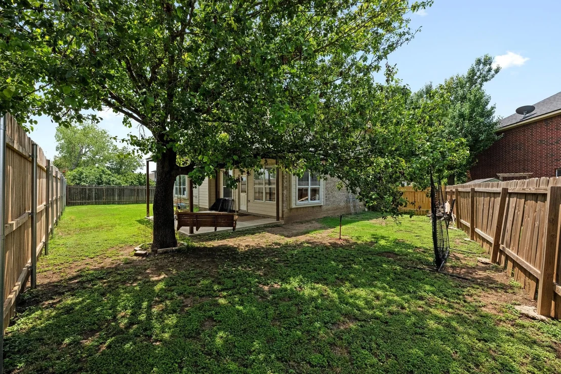 Photo of 122 Retama DR