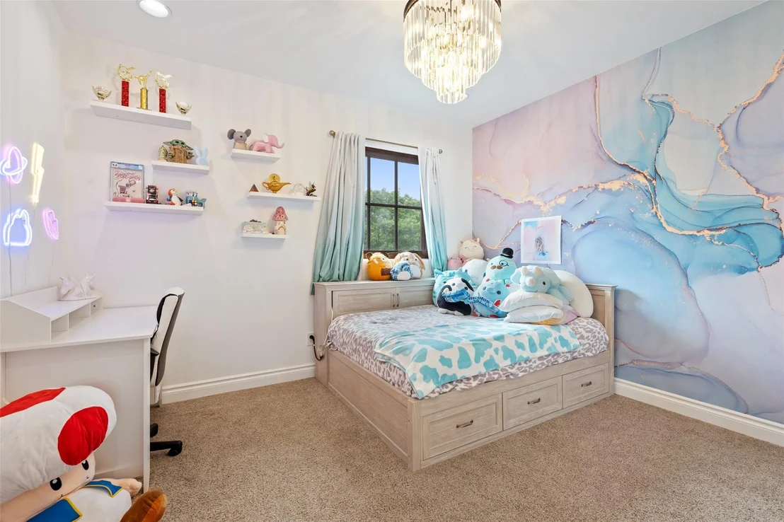 Photo of 425 Brandon WAY