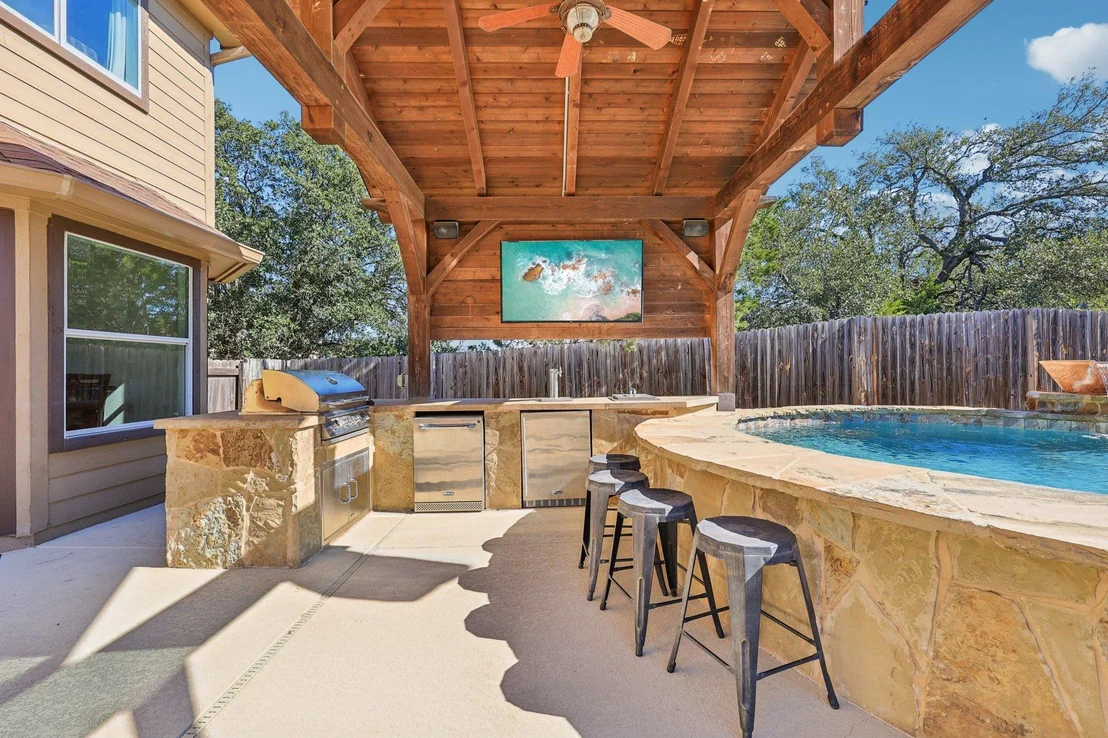 Photo of 840 Scenic CIR
