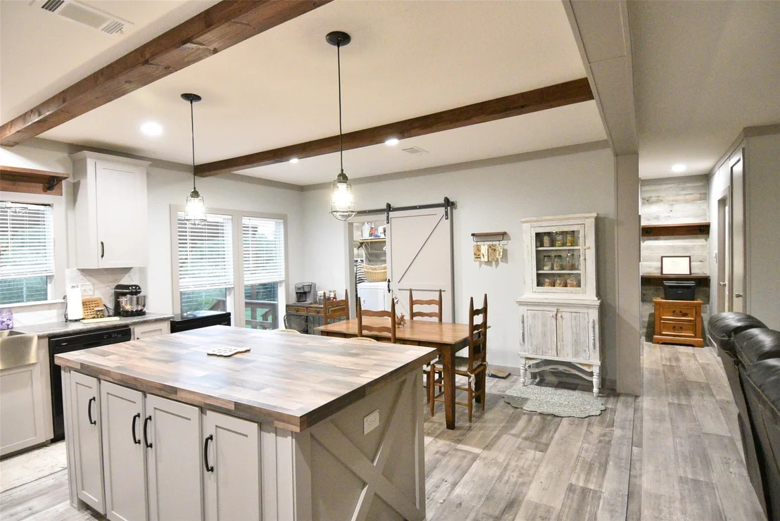 Photo of 107 Village LN