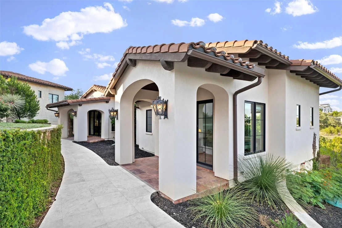 Photo of 6001 Krause LN
