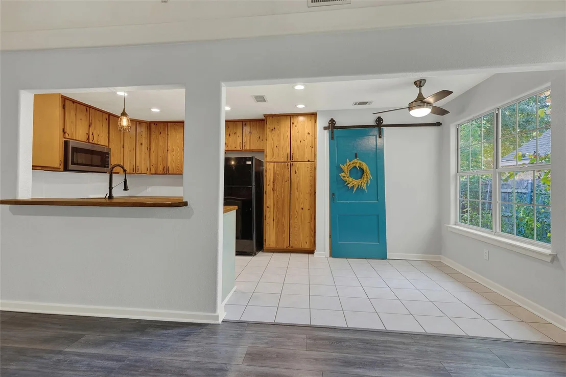 Photo of 1724 Ramona CIR