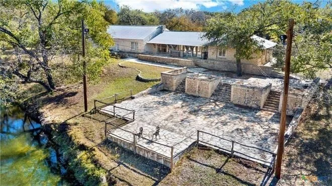 Photo of 190 Private Road 3011