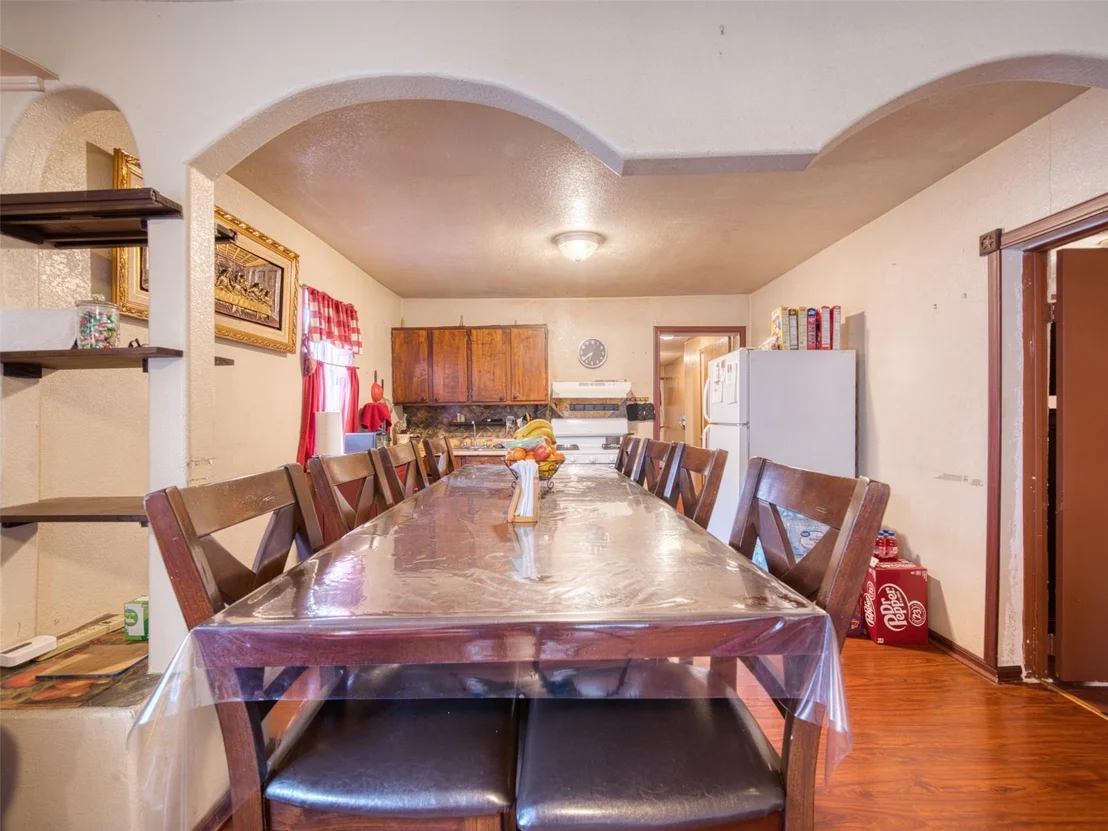 Photo of 2900 Castro ST