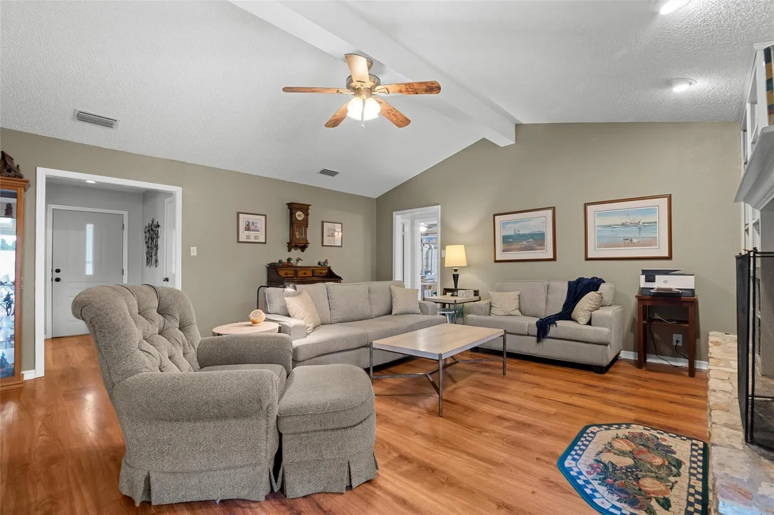 Photo of 312 Southcross RD
