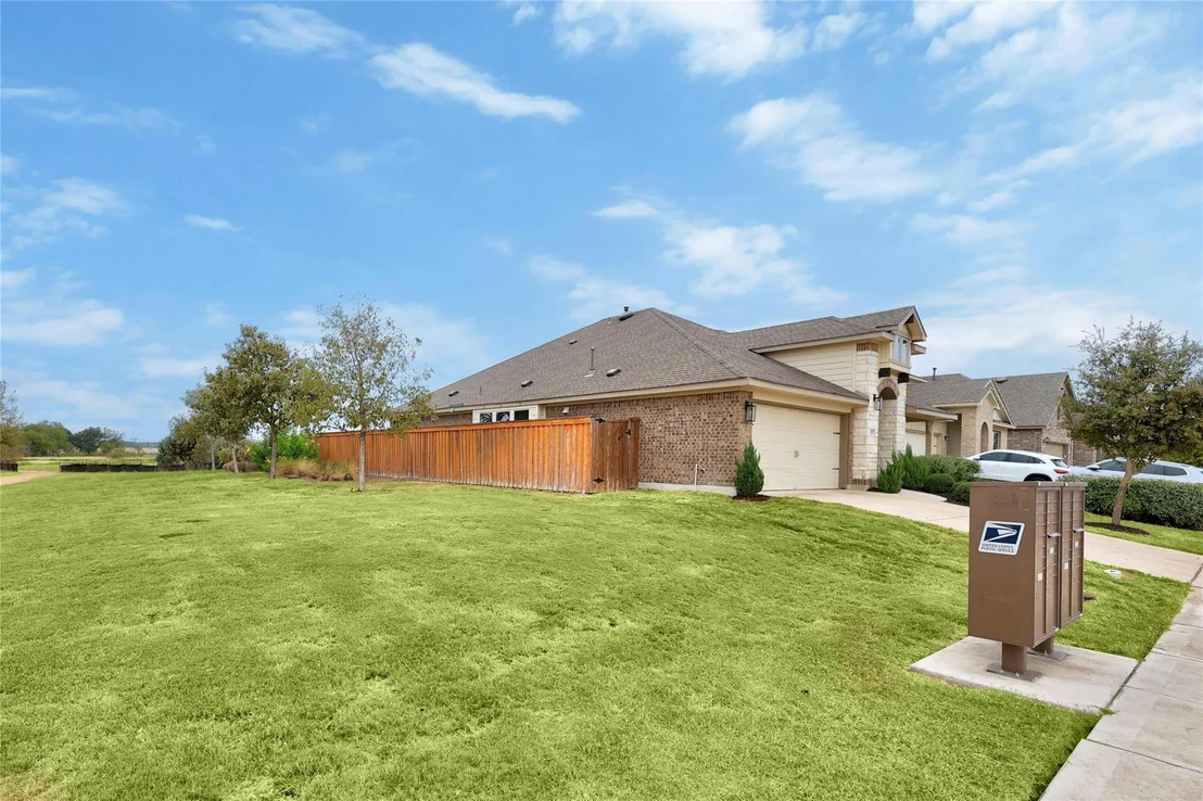 Photo of 121 Headwind WAY