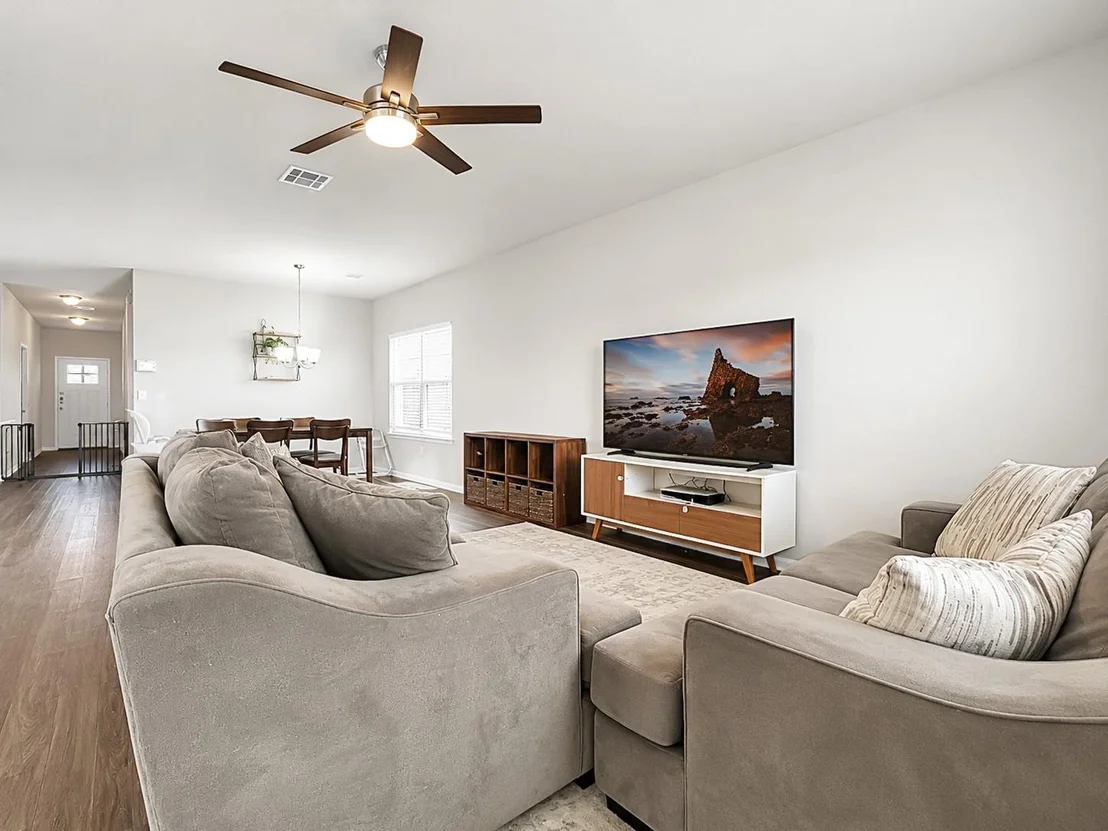 Photo of 108 Shiner LN
