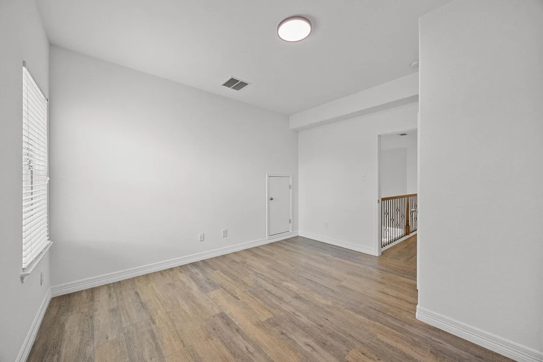 Photo of 2572 Santa Barbara LOOP