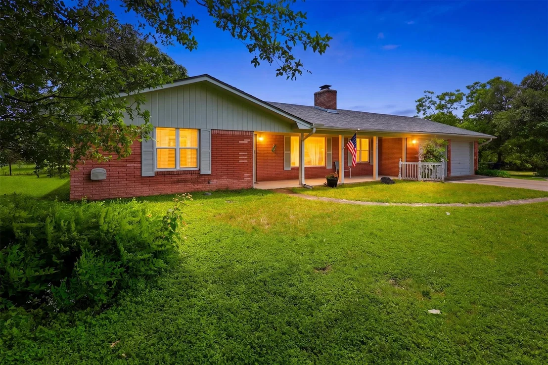 Photo of 241 Hilltop DR
