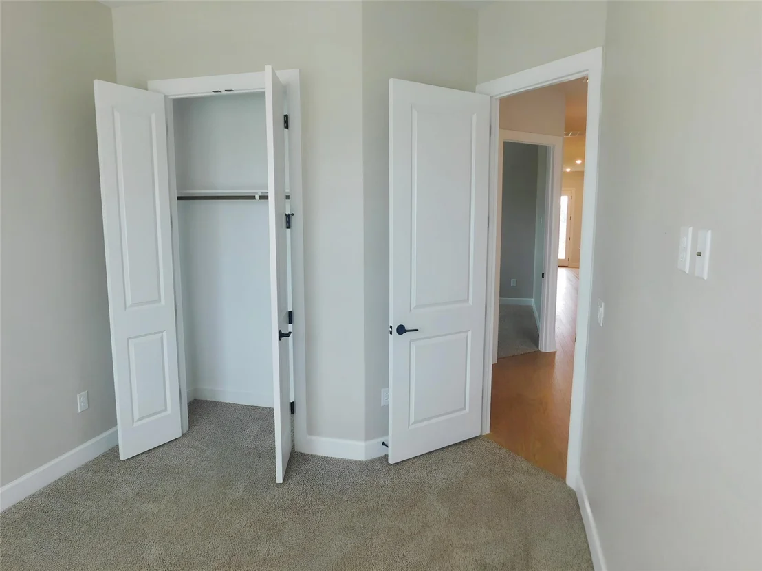 Photo of 11808 DILLON FALLS DR